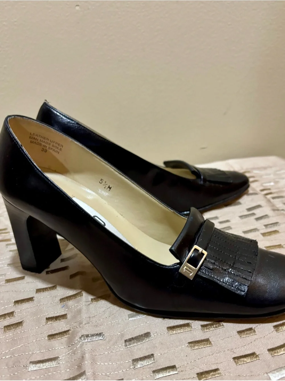 Etienne Aigner Women’s Black Leather Kiltie Loafers